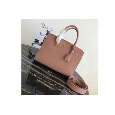Prada Large Saffiano Leather Handbag in Pink Saffiano Leather Prada Large Saffiano Leather Handbag in Pink Saffiano Leather