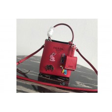 Prada Small Prada Panier bag with appliqués in Red Saffiano leather Prada Small Prada Panier bag with appliqués in Red Saffiano leather