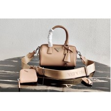 Prada Saffiano Leather Boston bag in Pink Saffiano Leather Prada Saffiano Leather Boston bag in Pink Saffiano Leather