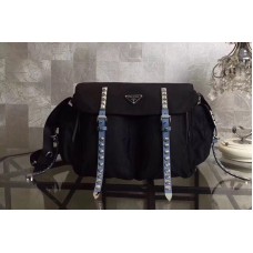 Prada Black Nylon shoulder bag Nylon and calf leather Prada Black Nylon shoulder bag Nylon and calf leather