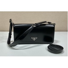 Prada Brushed leather Prada Femme bag in Black Leather Prada Brushed leather Prada Femme bag in Black Leather