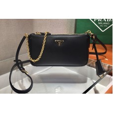 Prada Prada Re-Edition 2000 shoulder bag in Black Saffiano leather Prada Prada Re-Edition 2000 shoulder bag in Black Saffiano leather