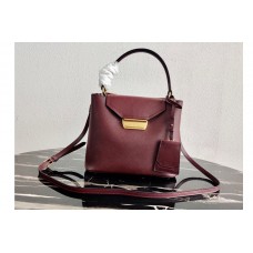 Prada Tote Saffiano Leather Bags in Bordeaux Saffiano Leather Prada Tote Saffiano Leather Bags in Bordeaux Saffiano Leather