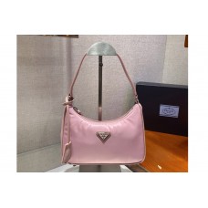 Prada Prada Re-Edition 2005 Re-Nylon mini bag in Pink Nylon Prada Prada Re-Edition 2005 Re-Nylon mini bag in Pink Nylon