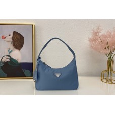 Prada Re-Edition 2000 nylon mini-bag in Blue Nylon Prada Re-Edition 2000 nylon mini-bag in Blue Nylon