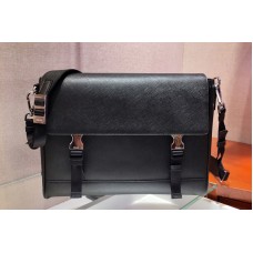 Prada Saffiano Leather Cross-Body Bag in Black Saffiano Leather Prada Saffiano Leather Cross-Body Bag in Black Saffiano Leather