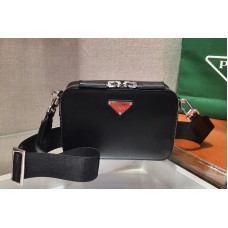 Prada Brique Saffiano Leather Cross-Body Bag in Black Saffiano leather Prada Brique Saffiano Leather Cross-Body Bag in Black Saffiano leather