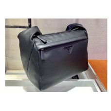 Prada Leather shoulder bag in Black soft leather Prada Leather shoulder bag in Black soft leather