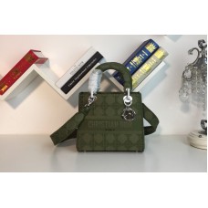 Dior Medium Bois De Green Lady D-lite Embroidered Cannage Bag With Silver Hardware Dior Medium Bois De Green Lady D-lite Embroidered Cannage Bag With Silver Hardware