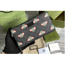 Gucci Gucci Bestiary GG Supreme zip around wallet with bees in Black GG Supreme canvas with bee print Gucci Gucci Bestiary GG Supreme zip around wallet with bees in Black GG Supreme canvas with bee print