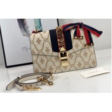 Gucci Beige Sylvie GG rhombus flower small shoulder bag in Gold GG rhombus flower with Web Gucci Beige Sylvie GG rhombus flower small shoulder bag in Gold GG rhombus flower with Web