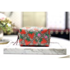 Gucci GG cosmetic case with Gucci Strawberry print