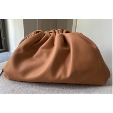 Bottega Veneta pouch bag Soft oversize clutch in Caramel Nappa leather Bottega Veneta pouch bag Soft oversize clutch in Caramel Nappa leather