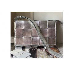 Bottega Veneta Cassette cross-body bag in Silver double-face maxi weave