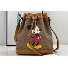 Gucci Disney x Gucci small bucket bag in Beige/ebony mini GG Supreme canvas Gucci Disney x Gucci small bucket bag in Beige/ebony mini GG Supreme canvas