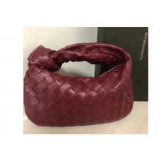 Bottega Veneta Mini BV Jodie hobo bag in Burgundy Lambskin Leather