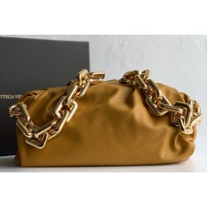 Bottega Veneta BV The Chain Pouch Shoulder bag in Tan Calfskin Leather Bottega Veneta BV The Chain Pouch Shoulder bag in Tan Calfskin Leather