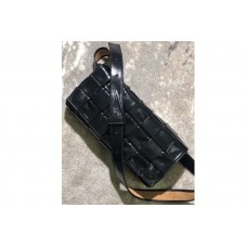Bottega Veneta Crossbody bag in Black Calfskin leather
