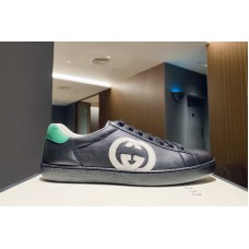 Gucci Men’s Ace sneaker with Interlocking G in Black leather