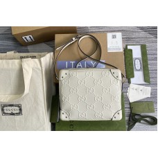 Gucci GG embossed shoulder bag in White GG embossed leather