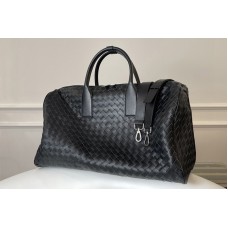 Bottega Veneta Duffle Travel Bag in Black Intrecciato Nappa leather