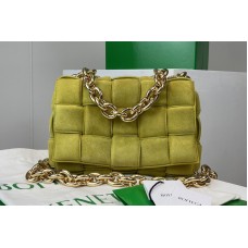 Bottega Veneta The Chain Cassette Cross-body bag in maxi Kiwi Intrecciato suede cashmere