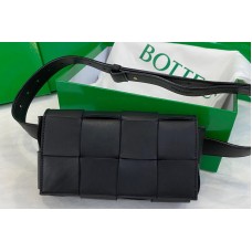Bottega Veneta Cassette belt bag in Black Intrecciato Nappa leather Bottega Veneta Cassette belt bag in Black Intrecciato Nappa leather