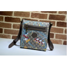 Gucci Disney x Gucci Donald Duck messenger bag in Beige and ebony GG Supreme canvas Gucci Disney x Gucci Donald Duck messenger bag in Beige and ebony GG Supreme canvas