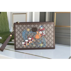Gucci Disney GG Supreme Clutch Bag in Beige GG Supreme Gucci Disney GG Supreme Clutch Bag in Beige GG Supreme