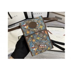 Gucci Disney x Gucci Donald Duck mini bag in Beige and ebony GG Supreme canvas with Donald Duck print Gucci Disney x Gucci Donald Duck mini bag in Beige and ebony GG Supreme canvas with Donald Duck print