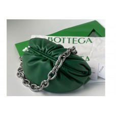 Bottega Veneta Belt Chain Pouch in Green Nappa leather Bottega Veneta Belt Chain Pouch in Green Nappa leather
