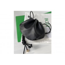 Bottega Veneta Mini Bulb shoulder bag in Black Nappa leather