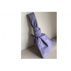 Bottega Veneta Twist Soft clutch with knotted handle in Lavender Nappa leather