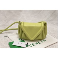 Bottega Veneta Leather cross-body bag in Yellow Leather
