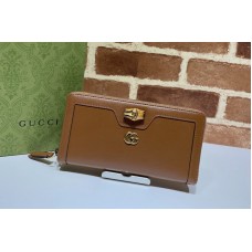 Gucci Gucci Diana continental wallet in Brown leather Gucci Gucci Diana continental wallet in Brown leather