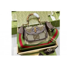 Gucci Small jumbo GG bag with bamboo in Camel and ebony jumbo GG canvas Gucci Small jumbo GG bag with bamboo in Camel and ebony jumbo GG canvas