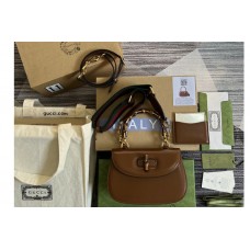 Gucci Small top handle bag with Bamboo in Cuir leather Gucci Small top handle bag with Bamboo in Cuir leather