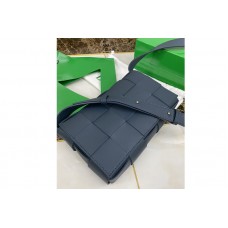 Bottega Veneta Cassette cross-body bag in Navy Blue double-face maxi weave Bottega Veneta Cassette cross-body bag in Navy Blue double-face maxi weave