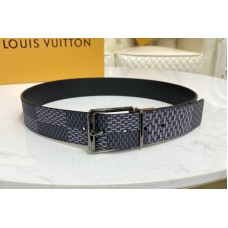 Louis Vuitton M0338S Damier Print 40mm belt in Damier Graphite canvas With Black Buckle Louis Vuitton M0338S Damier Print 40mm belt in Damier Graphite canvas With Black Buckle