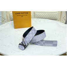 Louis Vuitton M0342V Initiales 40mm reversible belt in Damier Graphite canvas Louis Vuitton M0342V Initiales 40mm reversible belt in Damier Graphite canvas
