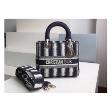 Christian Dior Mior Medium Lady d-lite bag in Blue D-Stripes Embroidery Christian Dior Mior Medium Lady d-lite bag in Blue D-Stripes Embroidery