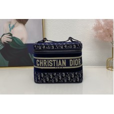 Christian Dior Siortravel vanity case in Blue Dior Oblique embroidered velvet Christian Dior Siortravel vanity case in Blue Dior Oblique embroidered velvet