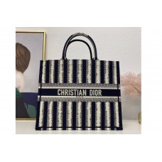 Christian Dior Mior book tote Bag in Blue D-Stripes Embroidery Christian Dior Mior book tote Bag in Blue D-Stripes Embroidery
