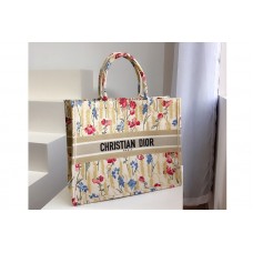 Christian Dior Mior book tote Bag in Dior Embroidery Christian Dior Mior book tote Bag in Dior Embroidery