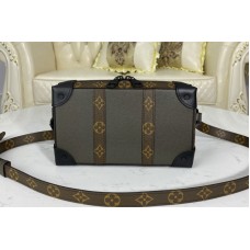 Louis Vuitton M30697 Soft Trunk Wallet in Khaki Green Taiga leather Louis Vuitton M30697 Soft Trunk Wallet in Khaki Green Taiga leather