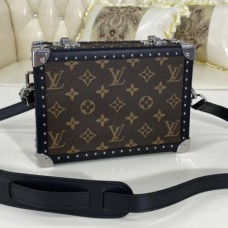 Louis Vuitton M20252 Clutch Box men bag in Monogram Canvas Louis Vuitton M20252 Clutch Box men bag in Monogram Canvas