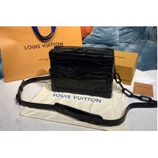 Louis Vuitton N95537 Soft Trunk messenger bag in Black Crocodile Leather Louis Vuitton N95537 Soft Trunk messenger bag in Black Crocodile Leather