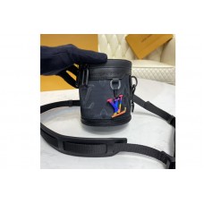 Louis Vuitton M45604 Expandable Polochon pouch in Monogram 3D Gray and Black/Rainbow Louis Vuitton M45604 Expandable Polochon pouch in Monogram 3D Gray and Black/Rainbow