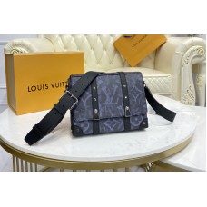 Louis Vuitton M57282 Trunk Messenger bag in Monogram Tapestry coated canvas Louis Vuitton M57282 Trunk Messenger bag in Monogram Tapestry coated canvas