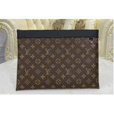 Louis Vuitton M69411 Discovery pochette clutch in Monogram canvas